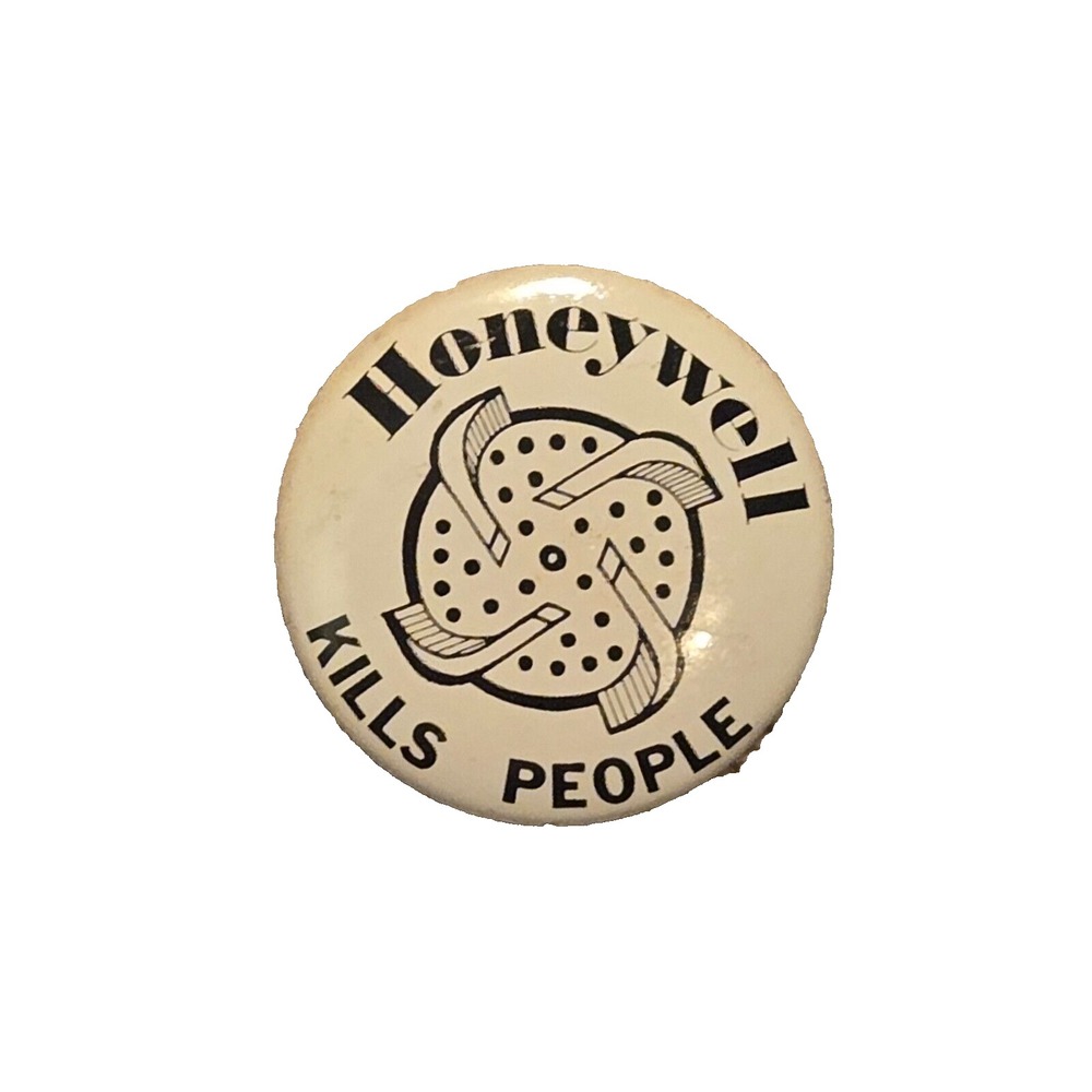 Vintage Honeywell Kills‎ People Hippie Anti-Vietnam Protest Pinback Button Pin